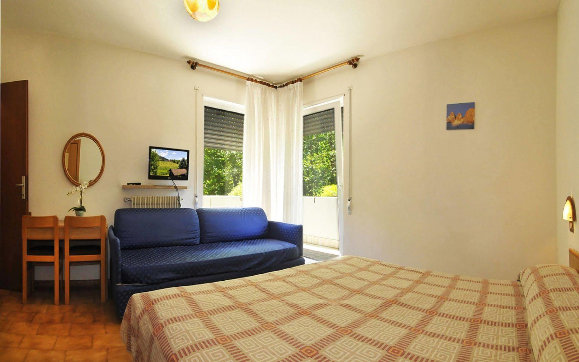 Garden House - Hotel Sport Levico Terme Exterior photo